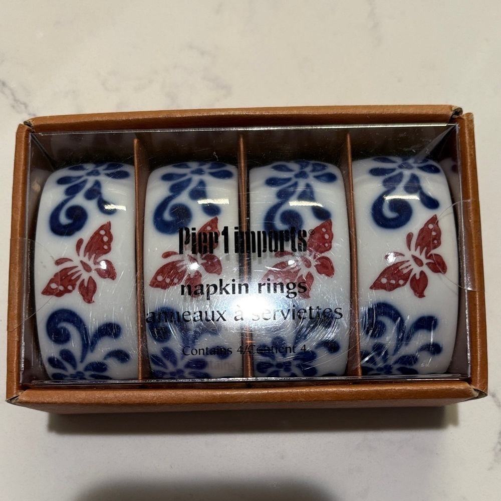 Pier 1 White Napkin Rings with Blue and Red Design new in box